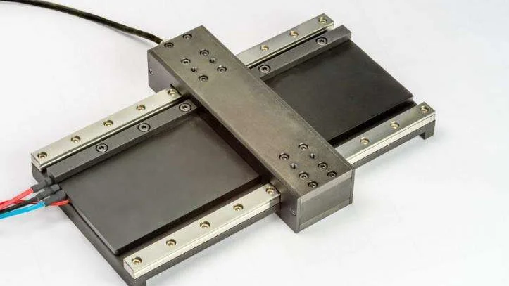 Mavilor linear AC brushless motor stage