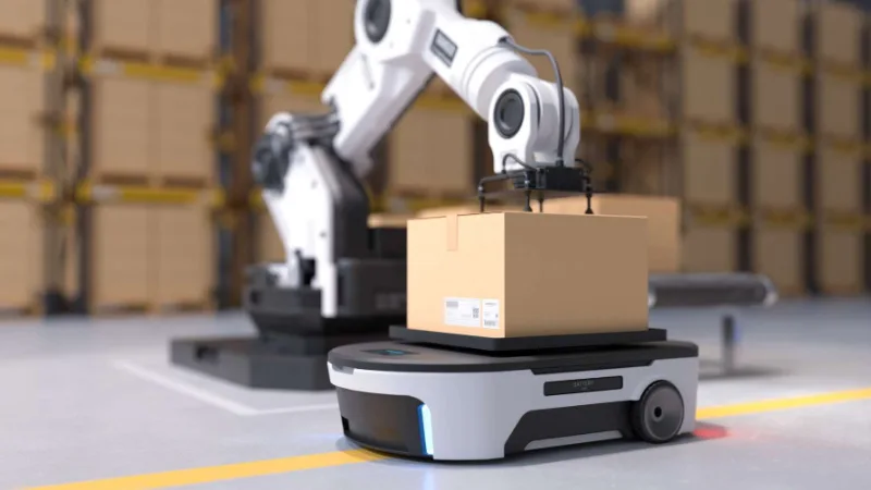 Autonomous mobile robot and picking arm in a smart warehouse
